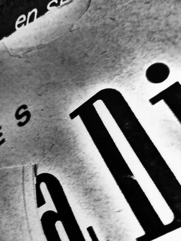 dodgingtherain_channels_hiromisuzuki_02