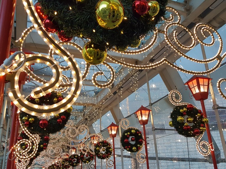 Gran Estacion ceiling - landscape